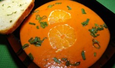 Supa de rosii cu portocale