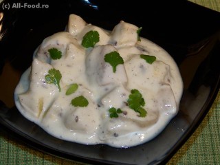 Salata de cartofi cu iaurt