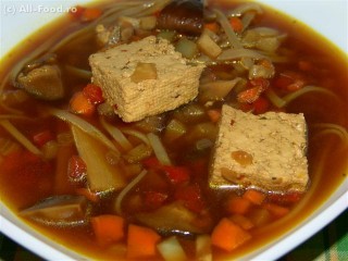 Supa de legume cu tofu